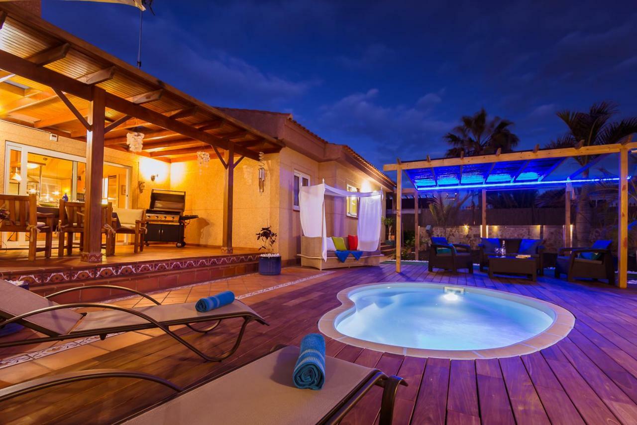 Villa Hibiscus Centrum Corralejo Beach Private Pool Family Екстериор снимка