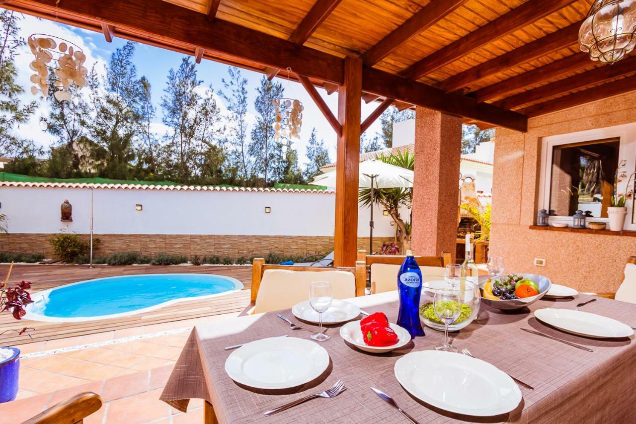 Villa Hibiscus Centrum Corralejo Beach Private Pool Family Екстериор снимка